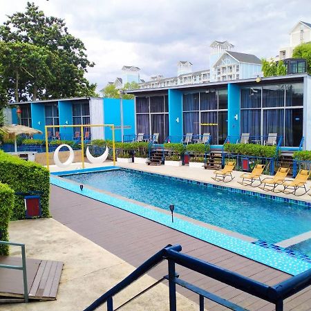 Lg Lemon Grass Hotel На Джомтиен Екстериор снимка