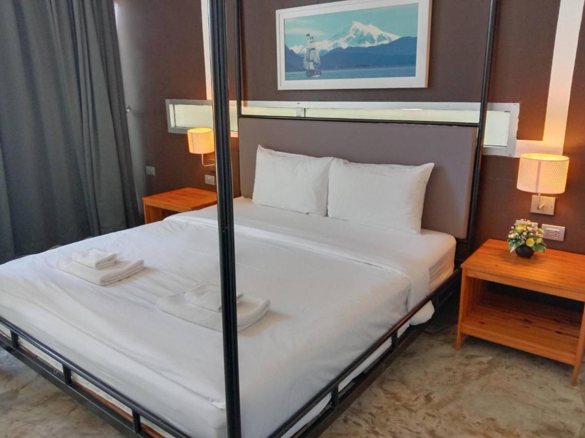 Lg Lemon Grass Hotel На Джомтиен Екстериор снимка