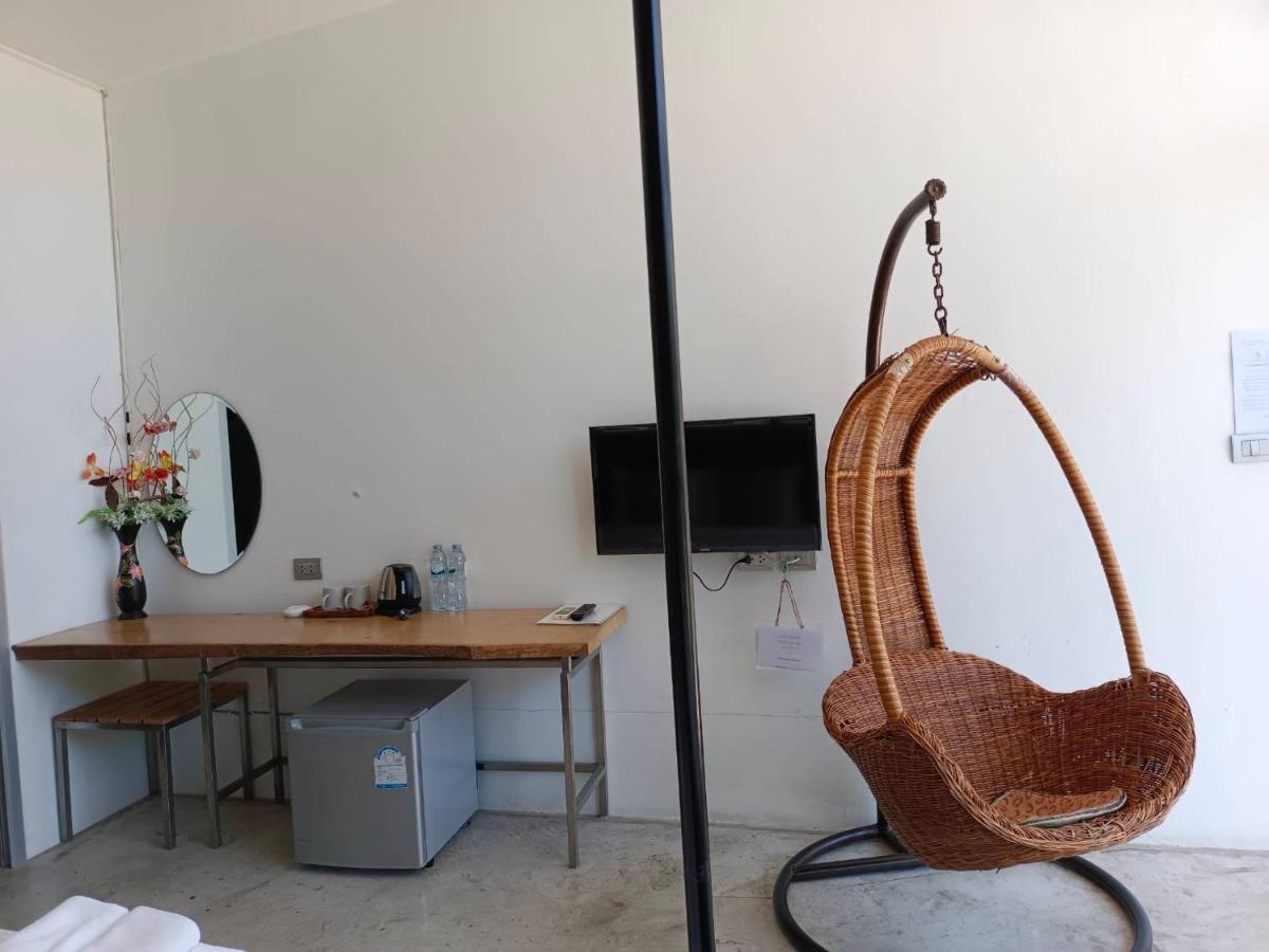 Lg Lemon Grass Hotel На Джомтиен Екстериор снимка