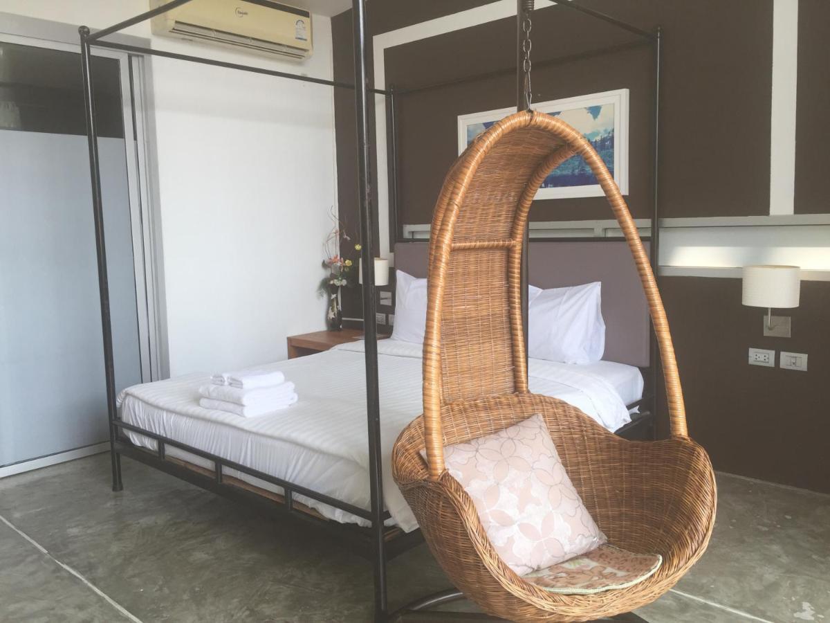 Lg Lemon Grass Hotel На Джомтиен Екстериор снимка
